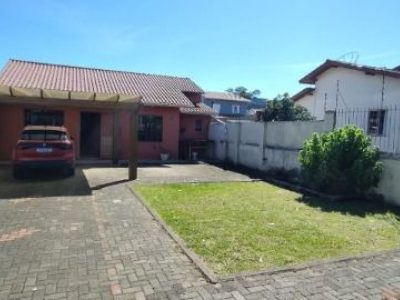 Casa à venda com 85m², 2 quartos, 1 suíte, 2 vagas no bairro Tristeza em Porto Alegre - Foto 2