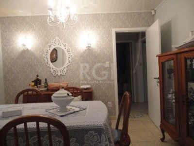 Casa à venda com 683m², 4 quartos, 3 suítes, 6 vagas no bairro Tristeza em Porto Alegre - Foto 5