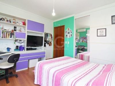 Casa Condominio à venda com 250m², 3 quartos, 1 suíte, 2 vagas no bairro Glória em Porto Alegre - Foto 29