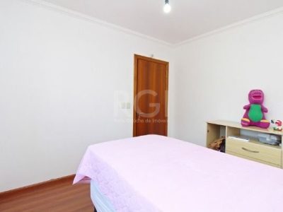 Casa Condominio à venda com 250m², 3 quartos, 1 suíte, 2 vagas no bairro Glória em Porto Alegre - Foto 31