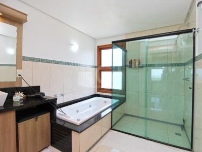 Casa Condominio à venda com 250m², 3 quartos, 1 suíte, 2 vagas no bairro Glória em Porto Alegre - Foto 37