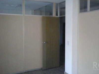 Loja à venda com 305m², 3 vagas no bairro Auxiliadora em Porto Alegre - Foto 10