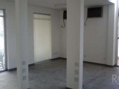 Loja à venda com 305m², 3 vagas no bairro Auxiliadora em Porto Alegre - Foto 11