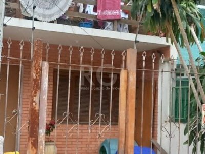 Casa à venda com 96m², 3 quartos, 1 vaga no bairro Menino Deus em Porto Alegre - Foto 3