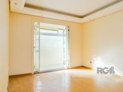 Apartamento à venda com 70m², 3 quartos, 1 vaga no bairro Vila Ipiranga em Porto Alegre - Foto 3