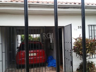 Casa à venda com 180m², 2 quartos, 2 vagas no bairro Jardim Botânico em Porto Alegre - Foto 2