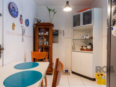 Apartamento à venda com 109m², 3 quartos, 1 suíte, 1 vaga no bairro Moinhos de Vento em Porto Alegre - Foto 17