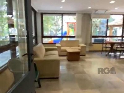 Apartamento à venda com 114m², 3 quartos, 1 suíte, 1 vaga no bairro Moinhos de Vento em Porto Alegre - Foto 5