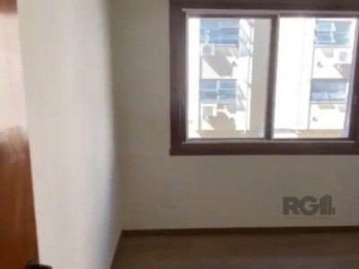 Apartamento à venda com 114m², 3 quartos, 1 suíte, 1 vaga no bairro Moinhos de Vento em Porto Alegre - Foto 11