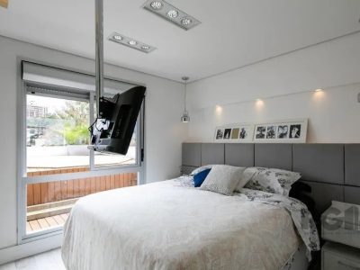 Apartamento à venda com 101m², 2 quartos, 1 suíte, 2 vagas no bairro Rio Branco em Porto Alegre - Foto 12