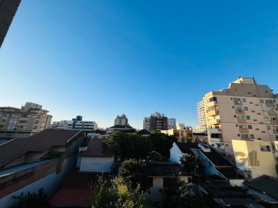 Apartamento à venda com 66m², 2 quartos, 1 suíte, 1 vaga no bairro Menino Deus em Porto Alegre - Foto 17