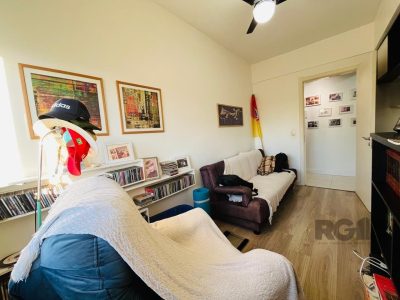 Apartamento à venda com 66m², 2 quartos, 1 suíte, 1 vaga no bairro Menino Deus em Porto Alegre - Foto 20