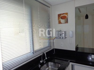 Apartamento à venda com 66m², 2 quartos, 1 suíte, 1 vaga no bairro Jardim Botânico em Porto Alegre - Foto 11