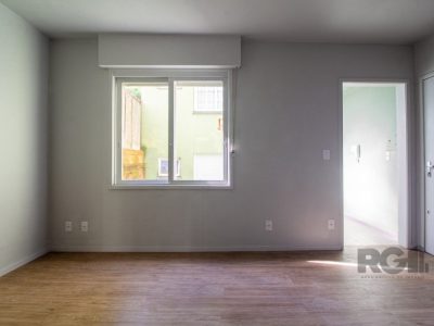 Apartamento à venda com 39m², 1 quarto no bairro Petrópolis em Porto Alegre - Foto 2