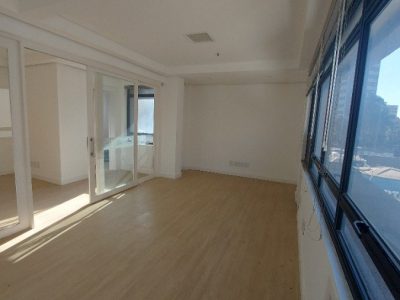 Conjunto/Sala à venda com 36m² no bairro Moinhos de Vento em Porto Alegre - Foto 3