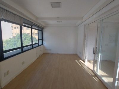 Conjunto/Sala à venda com 36m² no bairro Moinhos de Vento em Porto Alegre - Foto 11