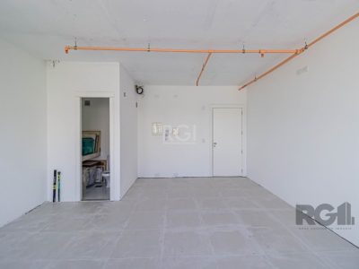 Conjunto/Sala à venda com 40m², 1 vaga no bairro Mont Serrat em Porto Alegre - Foto 8