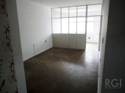 Conjunto/Sala à venda com 34m² no bairro Centro Histórico em Porto Alegre - Foto 4