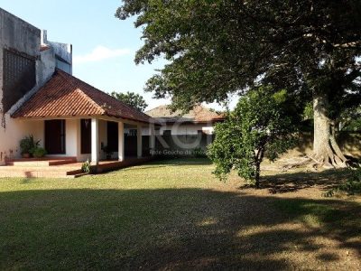 Casa à venda com 350m², 4 quartos, 2 suítes, 4 vagas no bairro Ipanema em Porto Alegre - Foto 7