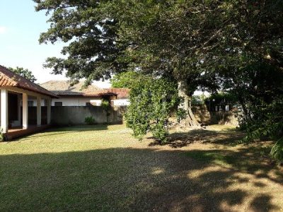 Casa à venda com 350m², 4 quartos, 2 suítes, 4 vagas no bairro Ipanema em Porto Alegre - Foto 8