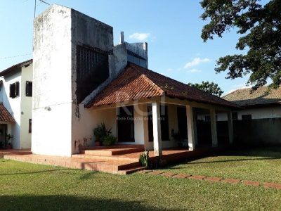 Casa à venda com 350m², 4 quartos, 2 suítes, 4 vagas no bairro Ipanema em Porto Alegre - Foto 9