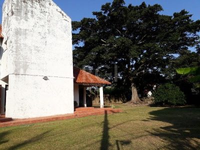 Casa à venda com 350m², 4 quartos, 2 suítes, 4 vagas no bairro Ipanema em Porto Alegre - Foto 10