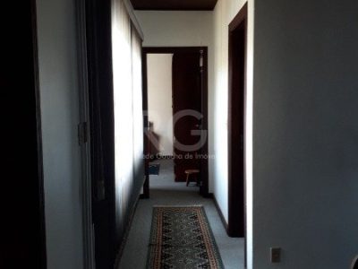 Casa à venda com 350m², 4 quartos, 2 suítes, 4 vagas no bairro Ipanema em Porto Alegre - Foto 49