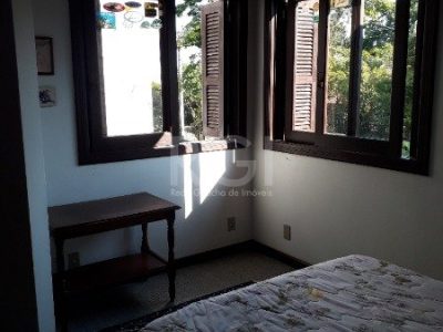 Casa à venda com 350m², 4 quartos, 2 suítes, 4 vagas no bairro Ipanema em Porto Alegre - Foto 53