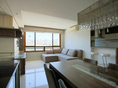 Apartamento à venda com 74m², 2 quartos, 1 suíte, 2 vagas no bairro Passo d'Areia em Porto Alegre - Foto 4