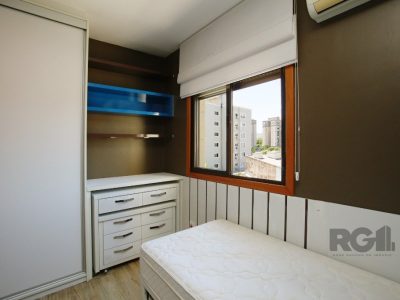 Apartamento à venda com 74m², 2 quartos, 1 suíte, 2 vagas no bairro Passo d'Areia em Porto Alegre - Foto 18