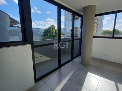 Apartamento à venda com 110m², 3 quartos, 3 suítes, 2 vagas no bairro Menino Deus em Porto Alegre - Foto 7