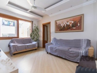 Apartamento à venda com 85m², 3 quartos no bairro Petrópolis em Porto Alegre - Foto 3