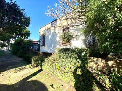 Casa à venda com 118m², 6 quartos no bairro Santana em Porto Alegre - Foto 3