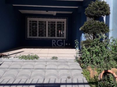 Casa à venda com 205m², 2 quartos, 1 suíte, 2 vagas no bairro Ipanema em Porto Alegre - Foto 4