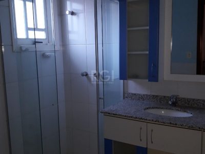 Casa à venda com 205m², 2 quartos, 1 suíte, 2 vagas no bairro Ipanema em Porto Alegre - Foto 22