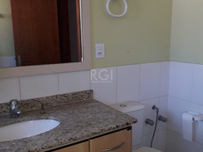 Casa à venda com 205m², 2 quartos, 1 suíte, 2 vagas no bairro Ipanema em Porto Alegre - Foto 28