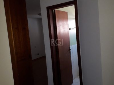 Casa à venda com 205m², 2 quartos, 1 suíte, 2 vagas no bairro Ipanema em Porto Alegre - Foto 29