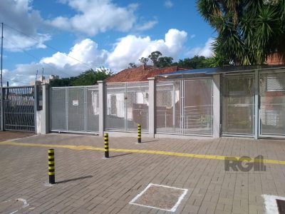 Apartamento à venda com 78m², 2 quartos, 1 vaga no bairro Glória em Porto Alegre - Foto 4