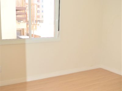 Apartamento à venda com 96m², 2 quartos, 1 suíte, 2 vagas no bairro Bonfim em Porto Alegre - Foto 18