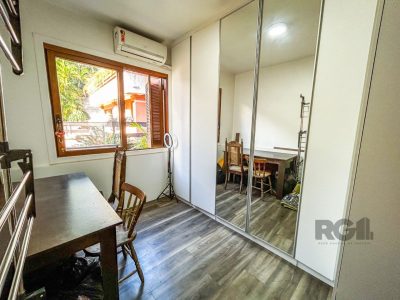 Apartamento à venda com 91m², 3 quartos, 1 suíte, 2 vagas no bairro Ipanema em Porto Alegre - Foto 11