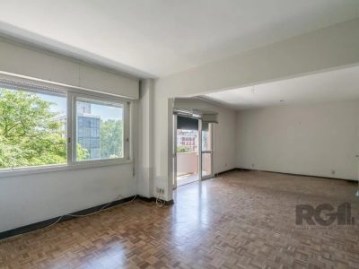 Apartamento à venda com 133m², 3 quartos, 1 vaga no bairro Auxiliadora em Porto Alegre - Foto 7