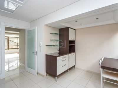 Apartamento à venda com 141m², 3 quartos, 1 suíte, 3 vagas no bairro Rio Branco em Porto Alegre - Foto 21