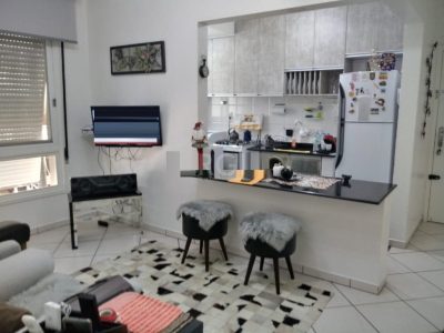 Apartamento à venda com 58m², 2 quartos, 1 vaga no bairro Farroupilha em Porto Alegre - Foto 5