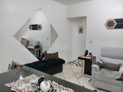 Apartamento à venda com 58m², 2 quartos, 1 vaga no bairro Farroupilha em Porto Alegre - Foto 2