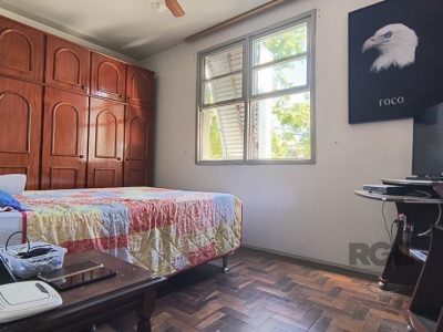 Apartamento à venda com 75m², 3 quartos no bairro Medianeira em Porto Alegre - Foto 17