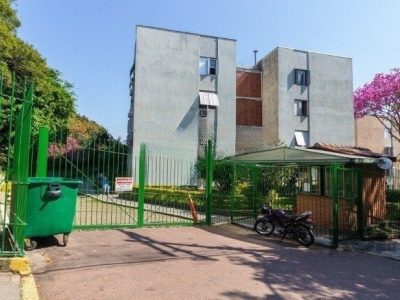 Apartamento à venda com 75m², 3 quartos no bairro Medianeira em Porto Alegre - Foto 2