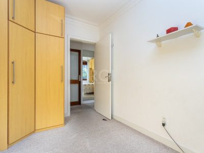 Apartamento à venda com 99m², 3 quartos, 1 suíte, 1 vaga no bairro Rio Branco em Porto Alegre - Foto 12