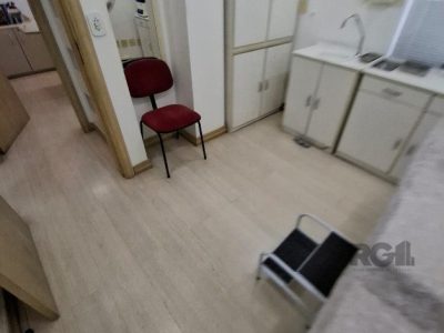 Conjunto/Sala à venda com 62m², 1 vaga no bairro Moinhos de Vento em Porto Alegre - Foto 15