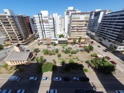 Apartamento à venda com 146m², 3 quartos, 1 suíte, 2 vagas no bairro Navegantes em Capão da Canoa - Foto 23