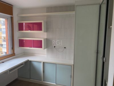 Apartamento à venda com 162m², 3 quartos, 3 suítes, 2 vagas no bairro Jardim Europa em Porto Alegre - Foto 15